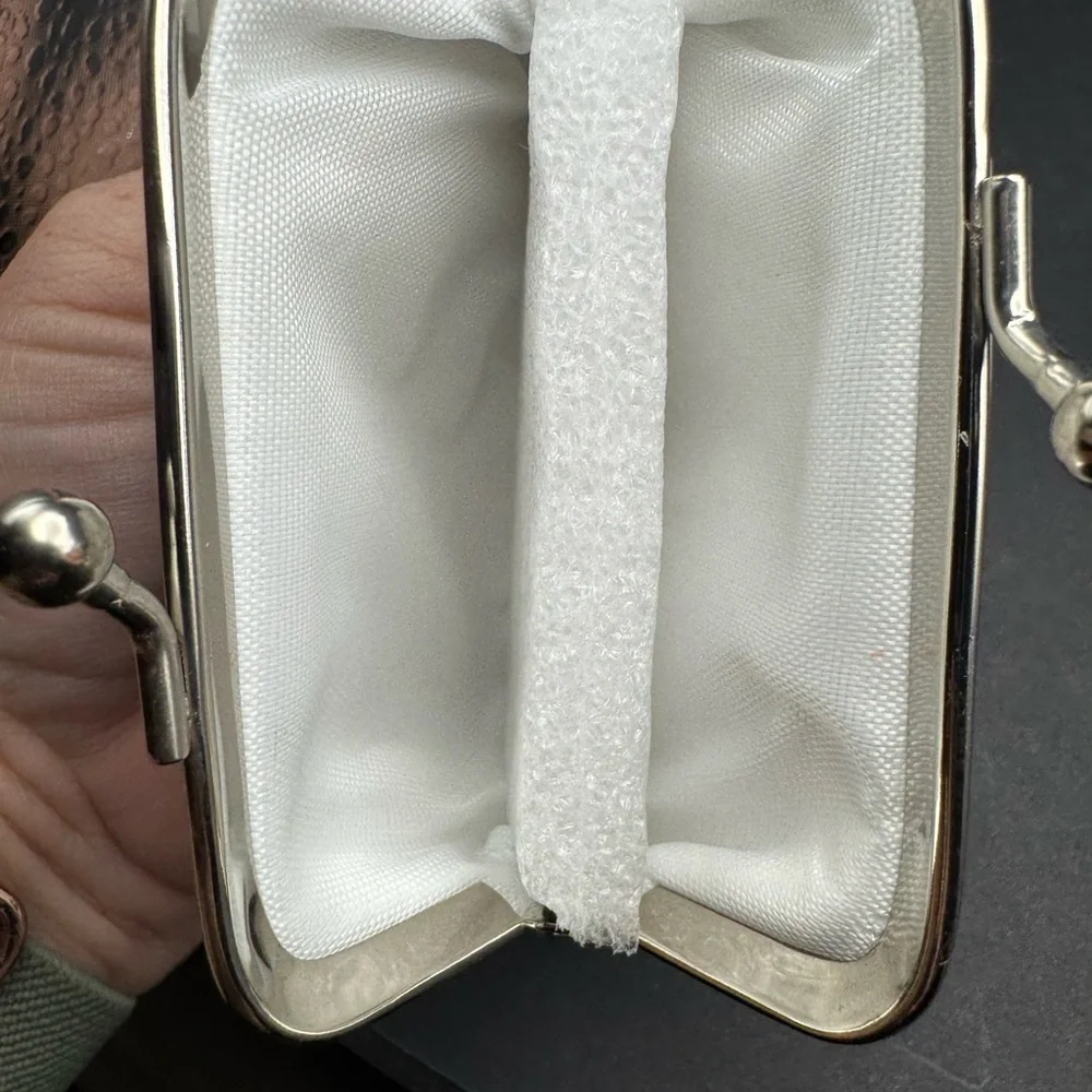 Brand New Floral Print Women's Coin Holder